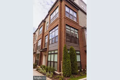 5343 Zenith Overlook, Bethesda, MD 20816 - Photo 2