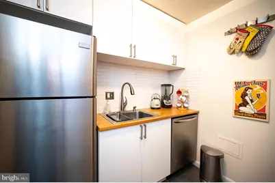 7611 Maple Avenue #503, Takoma Park, MD 20912 - Photo 12