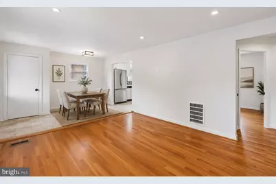 727 Grandin Avenue, Rockville, MD 20850 - Photo 8