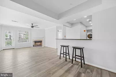 5820 Inman Park Circle #220, Rockville, MD 20852 - Photo 4