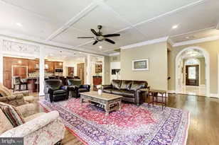 9909 Avenel Farm Dr, Potomac, MD 20854 - Photo 8