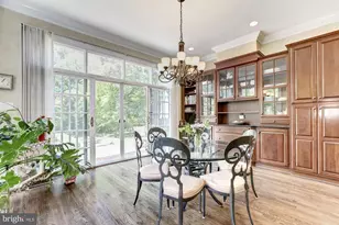 9909 Avenel Farm Dr, Potomac, MD 20854 - Photo 10