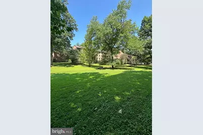 5809 Edson Lane #103, North Bethesda, MD 20852 - Photo 18
