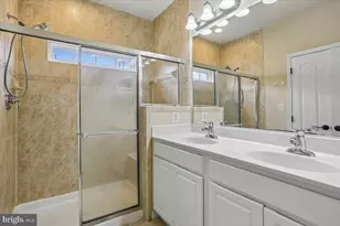 567 Pelican Ave, Gaithersburg, MD 20877 - Photo 14