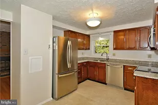5 Sanders, Gaithersburg, MD 20877 - Photo 4