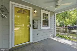 901 Davis Ave, Takoma Park, MD 20912 - Photo 6