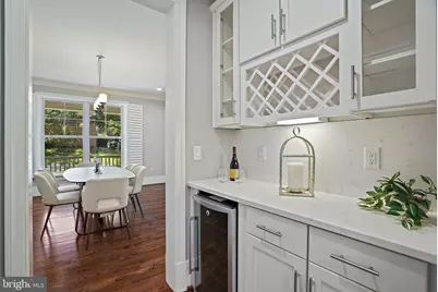 6941 Winterberry Lane, Bethesda, MD 20817 - Photo 4