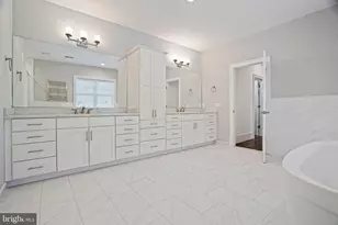 6941 Winterberry Ln, Bethesda, MD 20817 - Photo 20
