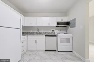 7501 Democracy Blvd, Bethesda, MD 20817 - Photo 14