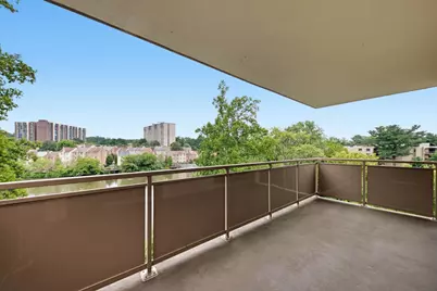7501 Democracy Boulevard #339, Bethesda, MD 20817 - Photo 4