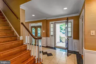 7416 Royal Dominion Dr, Bethesda, MD 20817 - Photo 6