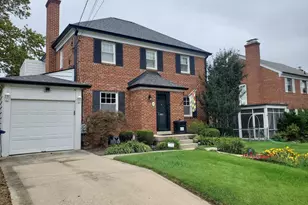 15 Indian Spring Dr, Silver Spring, MD 20901 - Photo 2