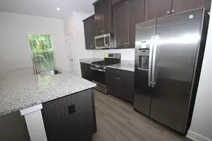 9580 Nature Trl, Montgomery Village, MD 20886 - Photo 8