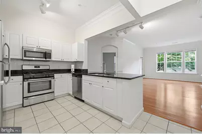 7 Booth Street #110, Gaithersburg, MD 20878 - Photo 6