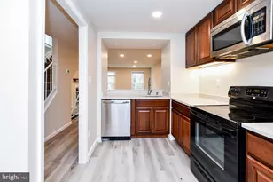 20569 Strath Haven Dr, Montgomery Village, MD 20886 - Photo 4