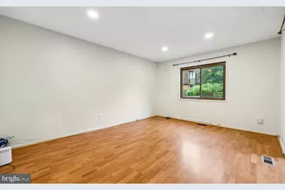 9507 Fern Hollow Way, Montgomery Village, MD 20886 - Photo 18