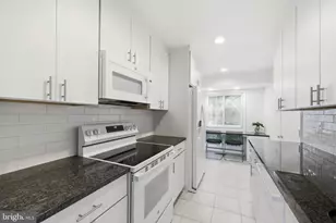 11501 Brandy Hall Ln, Gaithersburg, MD 20878 - Photo 18