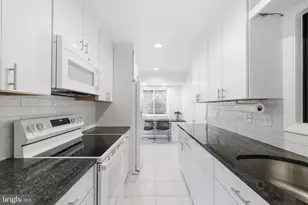 11501 Brandy Hall Ln, Gaithersburg, MD 20878 - Photo 14