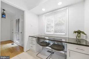 11501 Brandy Hall Ln, Gaithersburg, MD 20878 - Photo 18
