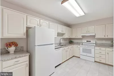15115 Interlachen Drive #3-524, Silver Spring, MD 20906 - Photo 8