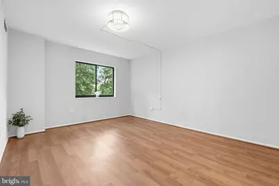 15115 Interlachen Drive #3-524, Silver Spring, MD 20906 - Photo 10