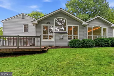 209 Watts Branch Parkway, Rockville, MD 20850 - Photo 2