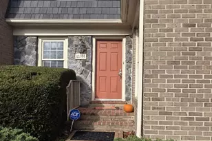 10744 Brewer House Rd, Rockville, MD 20852 - Photo 4