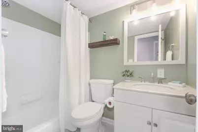 18714 Walkers Choice Road #18714, Gaithersburg, MD 20886 - Photo 16