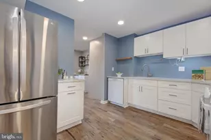 18714 Walkers Choice Rd, Montgomery Village, MD 20877 - Photo 8