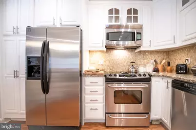 7036 Strathmore Street #211, Chevy Chase, MD 20815 - Photo 6