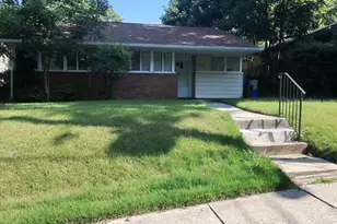 5939 Anniston Rd, Bethesda, MD 20817 - Photo 2
