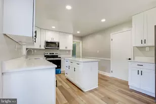 8736 Falls Chapel Way, Potomac, MD 20854 - Photo 16