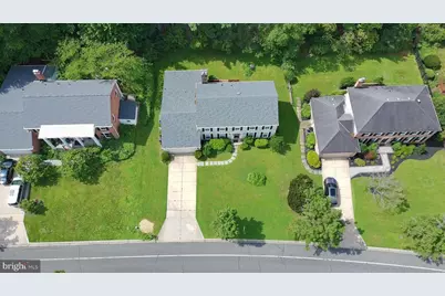 8736 Falls Chapel Way, Potomac, MD 20854 - Photo 2