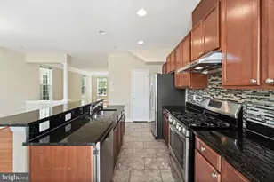 23225 Rainbow Arch Dr, Clarksburg, MD 20871 - Photo 12