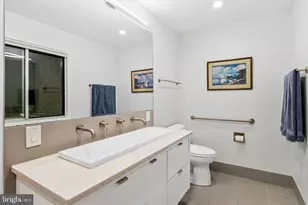8004 Park Overlook Dr, Bethesda, MD 20817 - Photo 32