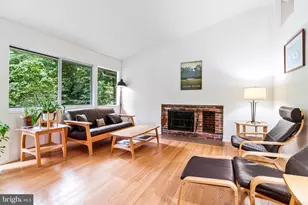 8004 Park Overlook Dr, Bethesda, MD 20817 - Photo 12
