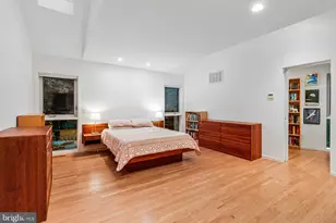 8004 Park Overlook Dr, Bethesda, MD 20817 - Photo 36