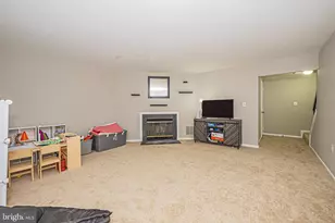 19106 Cherry Bend Dr, Germantown, MD 20874 - Photo 22