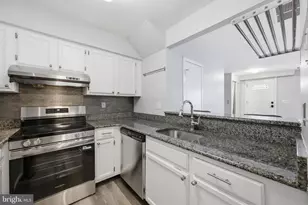 11456 Fruitwood Way, Germantown, MD 20876 - Photo 8