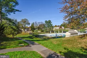8648 Watershed Ct, Gaithersburg, MD 20877 - Photo 50