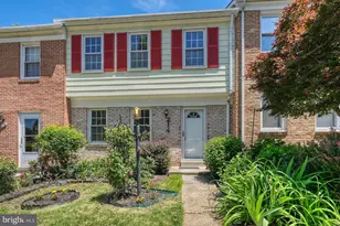 214 Pender Pl, Rockville, MD 20850 - Photo 2