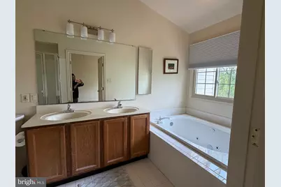 10159 Treble Court, Rockville, MD 20850 - Photo 8