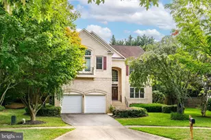9304 Wildoak Dr, Bethesda, MD 20814 - Photo 2