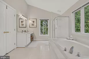 12815 Doe Ln, Darnestown, MD 20878 - Photo 38