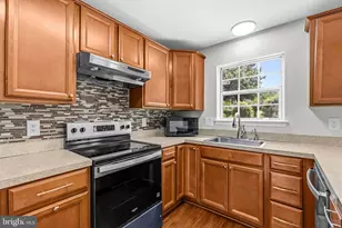 11404 Applegrath Way, Germantown, MD 20876 - Photo 8