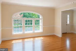 6 Bouldercrest Ct, Rockville, MD 20850 - Photo 8