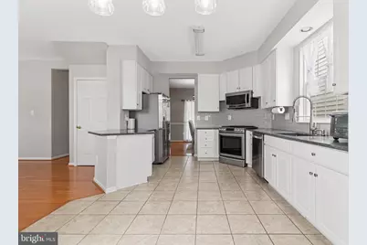 19028 Noble Oak Drive, Germantown, MD 20874 - Photo 10