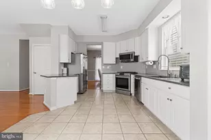 19028 Noble Oak Dr, Germantown, MD 20874 - Photo 10