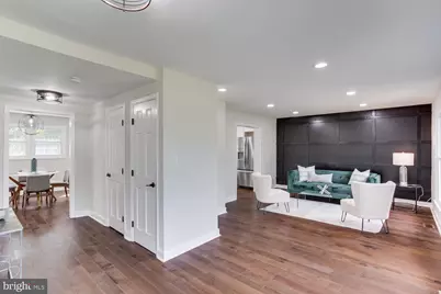 8156 Buckspark Lane E, Potomac, MD 20854 - Photo 12