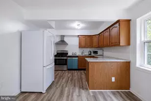 872 College Pkwy, Rockville, MD 20850 - Photo 14